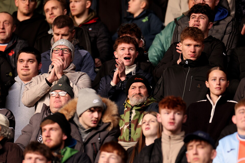 Fan gallery | Swansea City v West Bromwich Albion